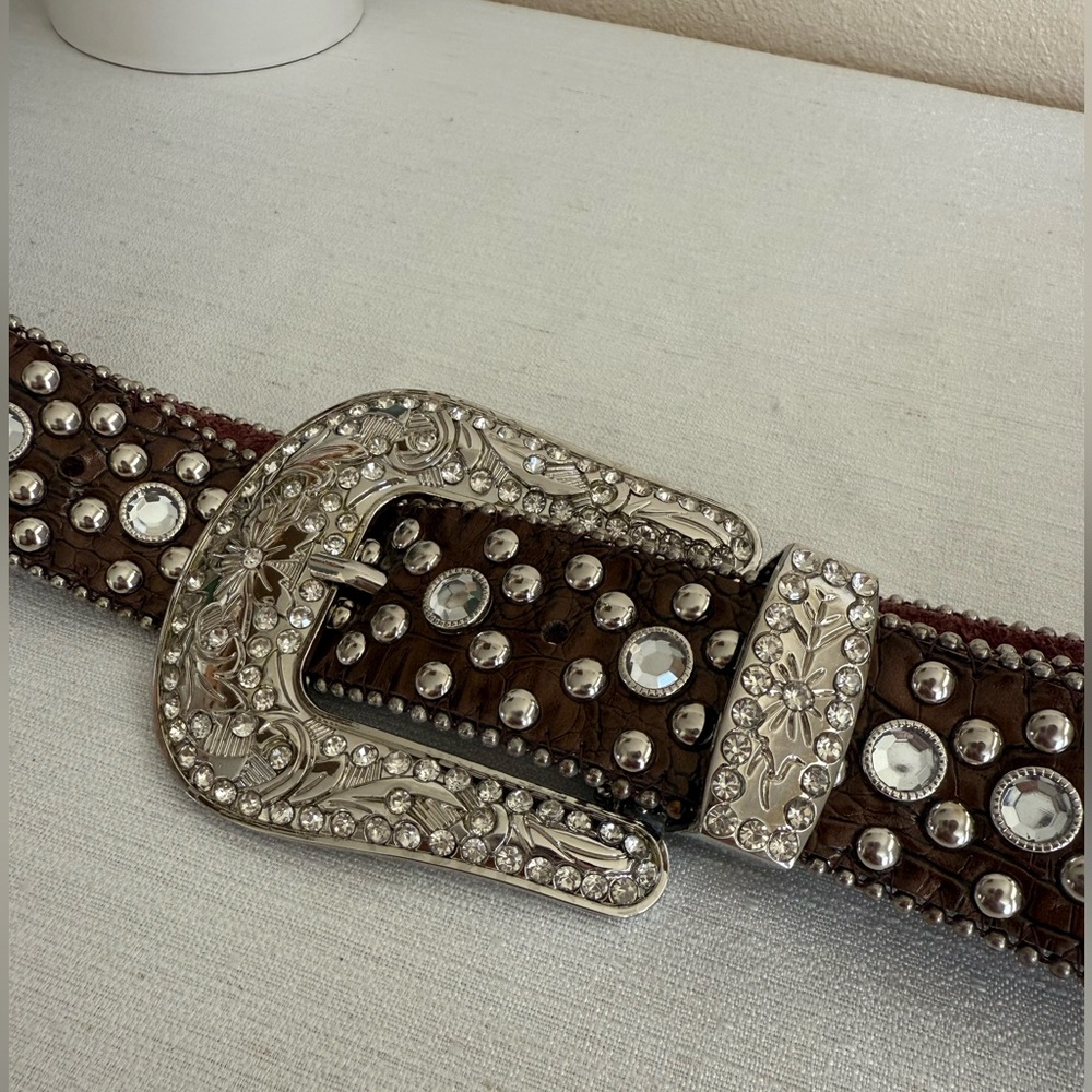 Brown Suede Silver Rhinestone Embellished Western Belt - Picture 3 of 7